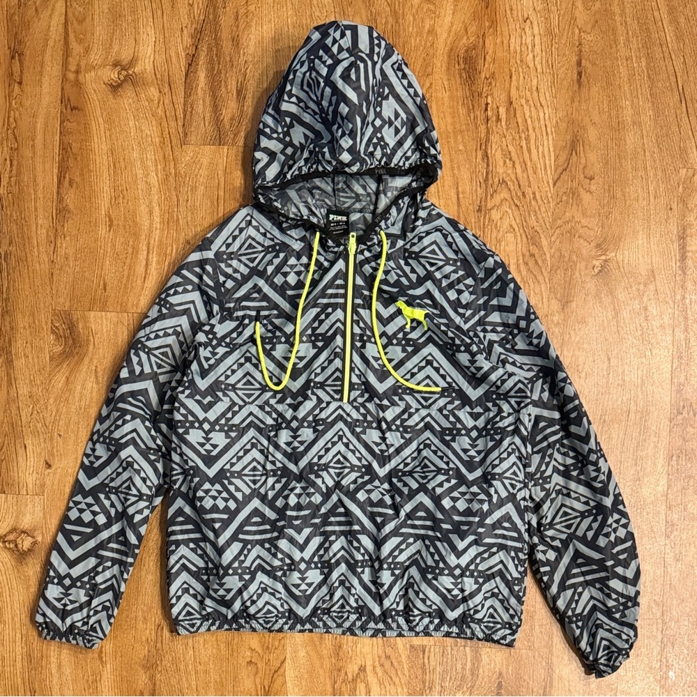 PINK Victoria’s Secret Grey Aztec Print Neon Green Windbreaker Women’s Size XS/S